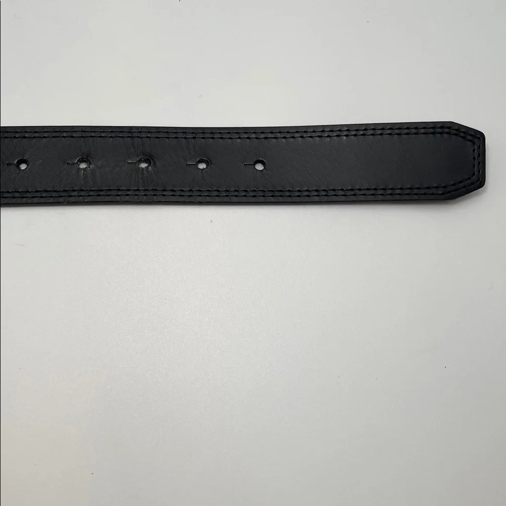 NWOT Carhartt Black Scratchless Leather Belt Size 44